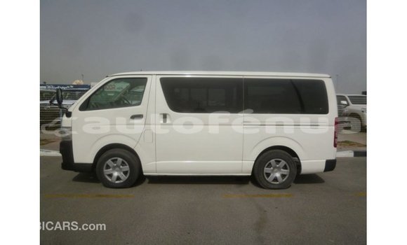Buy Import Toyota Hiace White Car in Import - Dubai in Marquesas Buy Import Toyota Hiace White Car in Import - Dubai in Marquesas