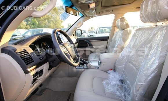 Buy Import Toyota Land Cruiser Black Car in Import - Dubai in Marquesas Buy Import Toyota Land Cruiser Black Car in Import - Dubai in Marquesas
