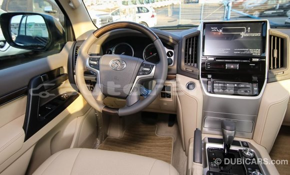 Buy Import Toyota Land Cruiser Black Car in Import - Dubai in Marquesas Buy Import Toyota Land Cruiser Black Car in Import - Dubai in Marquesas