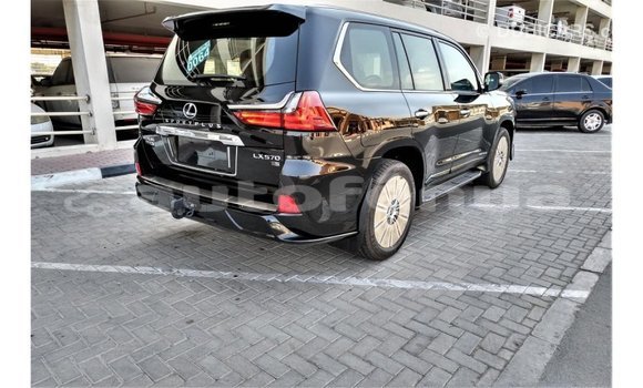 Acheter Import Voiture Lexus LX Noir à Import - Dubai, Marquesas Acheter Import Voiture Lexus LX Noir à Import - Dubai, Marquesas