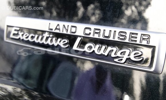 Acheter Import Voiture Toyota Land Cruiser Noir à Import - Dubai, Marquesas Acheter Import Voiture Toyota Land Cruiser Noir à Import - Dubai, Marquesas