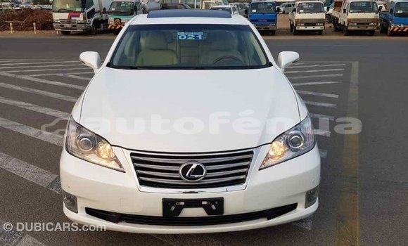 Acheter Import Voiture Lexus ES Blanc à Import - Dubai, Marquesas Acheter Import Voiture Lexus ES Blanc à Import - Dubai, Marquesas