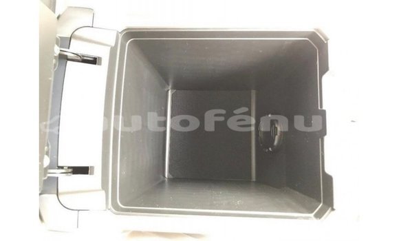 Acheter Import Voiture Toyota Prado Noir à Import - Dubai, Marquesas Acheter Import Voiture Toyota Prado Noir à Import - Dubai, Marquesas