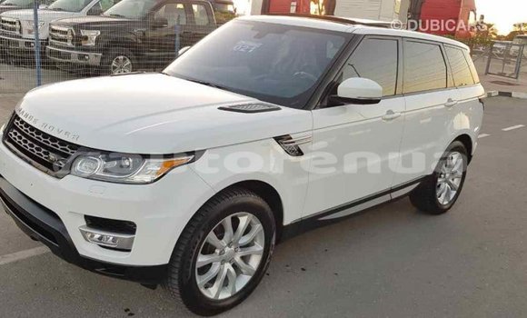 Acheter Import Voiture Land Rover Range Rover Blanc à Import - Dubai, Marquesas Acheter Import Voiture Land Rover Range Rover Blanc à Import - Dubai, Marquesas