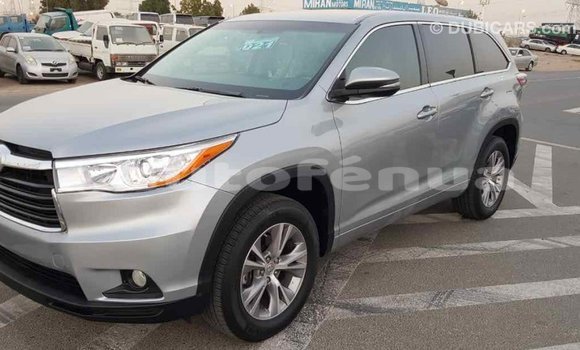 Acheter Import Voiture Toyota Highlander Autre à Import - Dubai, Marquesas Acheter Import Voiture Toyota Highlander Autre à Import - Dubai, Marquesas