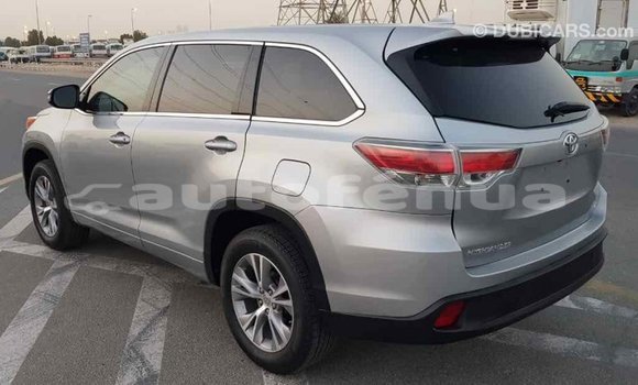 Acheter Import Voiture Toyota Highlander Autre à Import - Dubai, Marquesas Acheter Import Voiture Toyota Highlander Autre à Import - Dubai, Marquesas