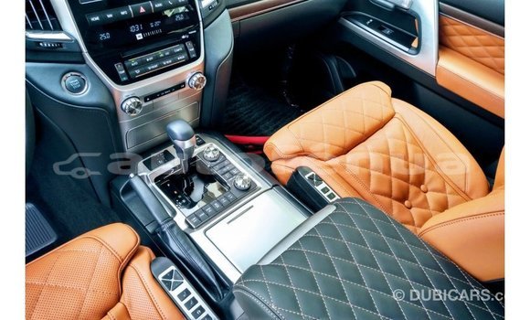 Acheter Import Voiture Toyota Land Cruiser Noir à Import - Dubai, Marquesas Acheter Import Voiture Toyota Land Cruiser Noir à Import - Dubai, Marquesas