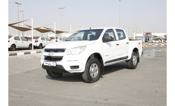 Acheter Import Voiture Chevrolet Colorado Blanc à Import - Dubai, Marquesas