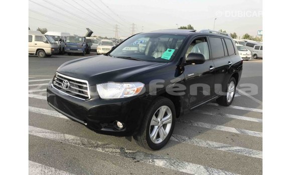 Acheter Import Voiture Toyota Highlander Noir à Import - Dubai, Marquesas Acheter Import Voiture Toyota Highlander Noir à Import - Dubai, Marquesas