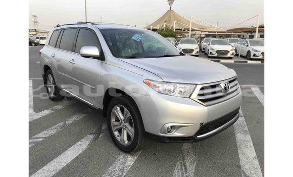 Acheter Import Voiture Toyota Highlander Autre à Import - Dubai, Marquesas Acheter Import Voiture Toyota Highlander Autre à Import - Dubai, Marquesas