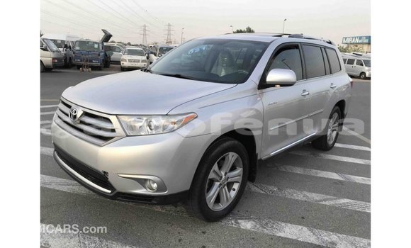 Acheter Import Voiture Toyota Highlander Autre à Import - Dubai, Marquesas Acheter Import Voiture Toyota Highlander Autre à Import - Dubai, Marquesas