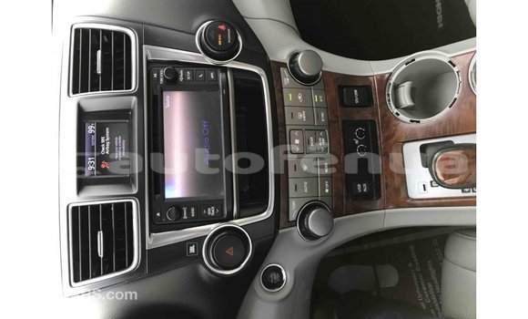 Acheter Import Voiture Toyota Highlander Autre à Import - Dubai, Marquesas Acheter Import Voiture Toyota Highlander Autre à Import - Dubai, Marquesas