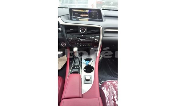 Acheter Import Voiture Lexus RX 300 Blanc à Import - Dubai, Marquesas Acheter Import Voiture Lexus RX 300 Blanc à Import - Dubai, Marquesas