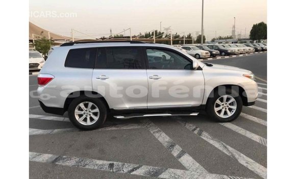 Acheter Import Voiture Toyota Highlander Autre à Import - Dubai, Marquesas Acheter Import Voiture Toyota Highlander Autre à Import - Dubai, Marquesas