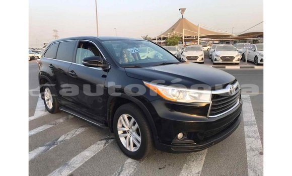 Acheter Import Voiture Toyota Highlander Noir à Import - Dubai, Marquesas Acheter Import Voiture Toyota Highlander Noir à Import - Dubai, Marquesas