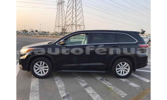 Acheter Import Voiture Toyota Highlander Noir à Import - Dubai, Marquesas Acheter Import Voiture Toyota Highlander Noir à Import - Dubai, Marquesas
