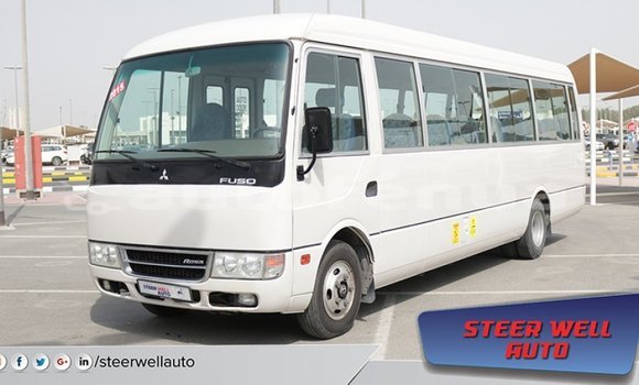 Acheter Import Voiture Mitsubishi Carisma Blanc à Import - Dubai, Marquesas Acheter Import Voiture Mitsubishi Carisma Blanc à Import - Dubai, Marquesas