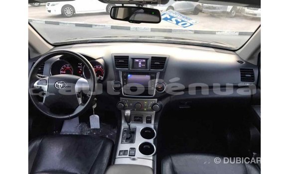 Acheter Import Voiture Toyota Highlander Noir à Import - Dubai, Marquesas Acheter Import Voiture Toyota Highlander Noir à Import - Dubai, Marquesas