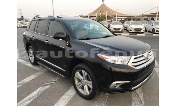 Acheter Import Voiture Toyota Highlander Noir à Import - Dubai, Marquesas Acheter Import Voiture Toyota Highlander Noir à Import - Dubai, Marquesas