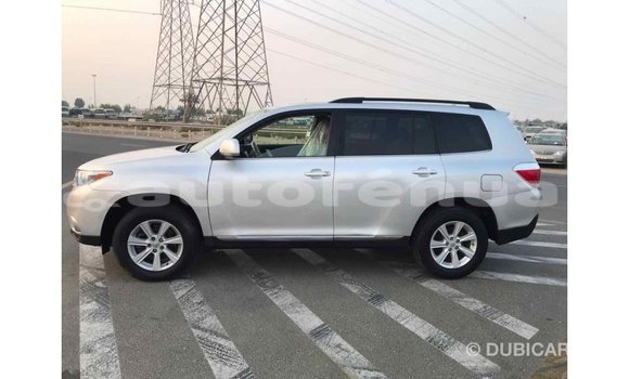 Acheter Import Voiture Toyota Highlander Autre à Import - Dubai, Marquesas Acheter Import Voiture Toyota Highlander Autre à Import - Dubai, Marquesas