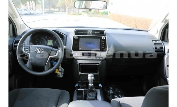 Acheter Import Voiture Toyota Prado Blanc à Import - Dubai, Marquesas Acheter Import Voiture Toyota Prado Blanc à Import - Dubai, Marquesas