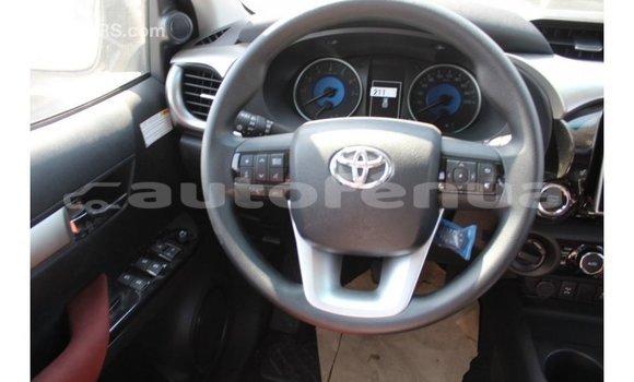 Buy Import Toyota Hilux White Car in Import - Dubai in Marquesas Buy Import Toyota Hilux White Car in Import - Dubai in Marquesas