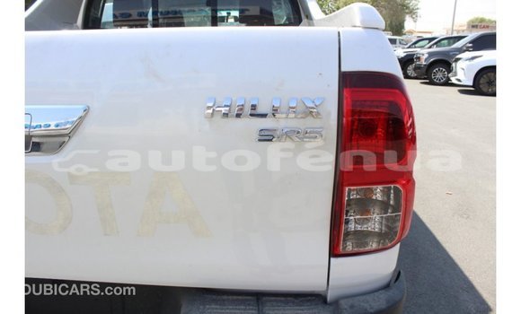 Buy Import Toyota Hilux White Car in Import - Dubai in Marquesas Buy Import Toyota Hilux White Car in Import - Dubai in Marquesas