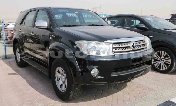 Acheter Import Voiture Toyota Fortuner Noir à Import - Dubai, Marquesas Acheter Import Voiture Toyota Fortuner Noir à Import - Dubai, Marquesas