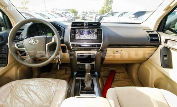 Acheter Import Voiture Toyota Prado Noir à Import - Dubai, Marquesas Acheter Import Voiture Toyota Prado Noir à Import - Dubai, Marquesas