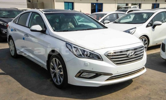 Acheter Import Voiture Hyundai Sonata Blanc à Import - Dubai, Marquesas Acheter Import Voiture Hyundai Sonata Blanc à Import - Dubai, Marquesas
