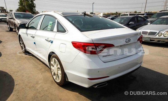 Acheter Import Voiture Hyundai Sonata Blanc à Import - Dubai, Marquesas Acheter Import Voiture Hyundai Sonata Blanc à Import - Dubai, Marquesas