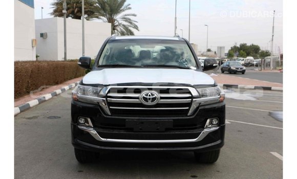Acheter Import Voiture Toyota Land Cruiser Noir à Import - Dubai, Marquesas Acheter Import Voiture Toyota Land Cruiser Noir à Import - Dubai, Marquesas
