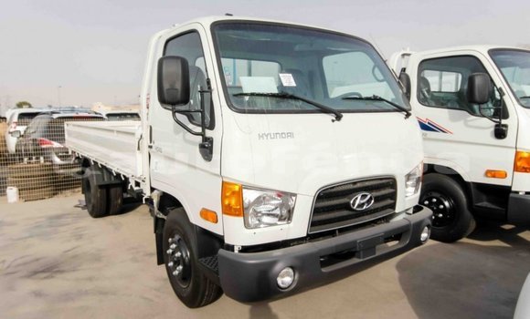 Acheter Import Utilitaire Hyundai Chorus Blanc à Import - Dubai, Marquesas
