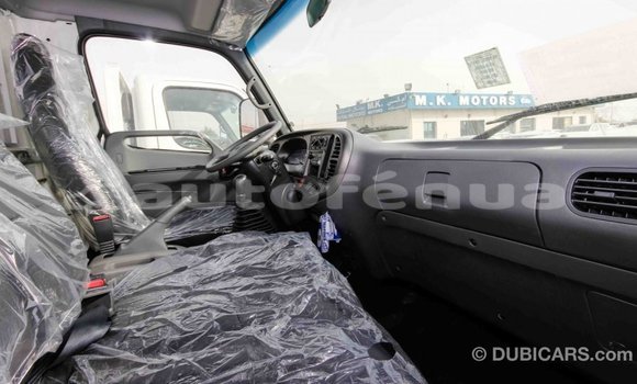 Acheter Import Utilitaire Hyundai Chorus Blanc à Import - Dubai, Marquesas Acheter Import Utilitaire Hyundai Chorus Blanc à Import - Dubai, Marquesas