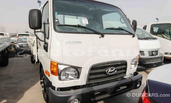 Buy Import Hyundai Chorus White Truck in Import - Dubai in Marquesas Buy Import Hyundai Chorus White Truck in Import - Dubai in Marquesas
