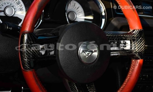 Acheter Import Voiture Ford Mustang Rouge à Import - Dubai, Marquesas Acheter Import Voiture Ford Mustang Rouge à Import - Dubai, Marquesas