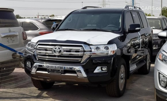 Acheter Import Voiture Toyota Land Cruiser Noir à Import - Dubai, Marquesas Acheter Import Voiture Toyota Land Cruiser Noir à Import - Dubai, Marquesas