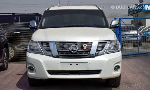 Acheter Import Voiture Nissan Patrol Blanc à Import - Dubai, Marquesas Acheter Import Voiture Nissan Patrol Blanc à Import - Dubai, Marquesas