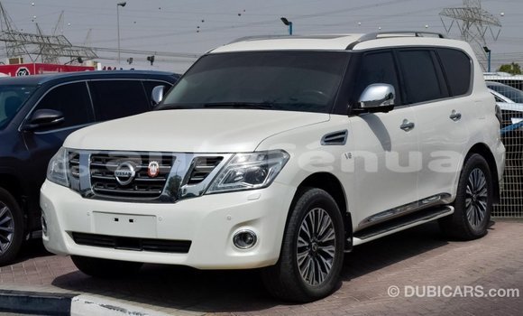 Acheter Import Voiture Nissan Patrol Blanc à Import - Dubai, Marquesas Acheter Import Voiture Nissan Patrol Blanc à Import - Dubai, Marquesas