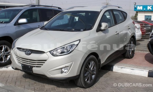 Acheter Import Voiture Hyundai Tucson Beige à Import - Dubai, Marquesas Acheter Import Voiture Hyundai Tucson Beige à Import - Dubai, Marquesas