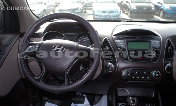 Acheter Import Voiture Hyundai Tucson Beige à Import - Dubai, Marquesas Acheter Import Voiture Hyundai Tucson Beige à Import - Dubai, Marquesas