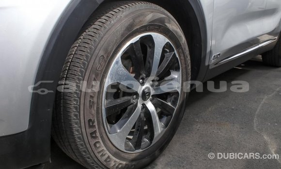 Acheter Import Voiture Kia Sorento Autre à Import - Dubai, Marquesas Acheter Import Voiture Kia Sorento Autre à Import - Dubai, Marquesas