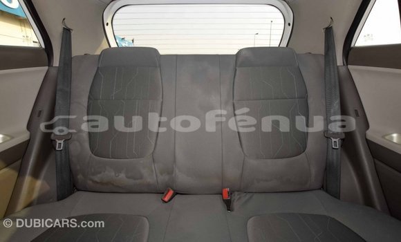 Acheter Import Voiture Kia Picanto Blanc à Import - Dubai, Marquesas Acheter Import Voiture Kia Picanto Blanc à Import - Dubai, Marquesas