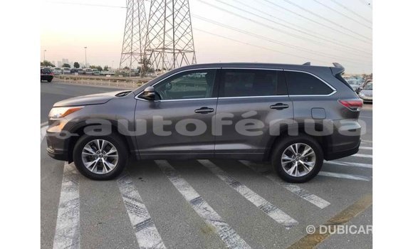 Acheter Import Voiture Toyota Highlander Autre à Import - Dubai, Marquesas Acheter Import Voiture Toyota Highlander Autre à Import - Dubai, Marquesas