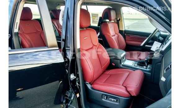 Acheter Import Voiture Toyota Land Cruiser Noir à Import - Dubai, Marquesas Acheter Import Voiture Toyota Land Cruiser Noir à Import - Dubai, Marquesas