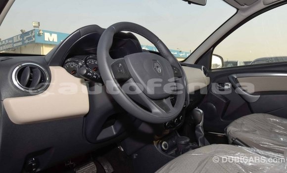 Acheter Import Voiture Renault Duster Blanc à Import - Dubai, Marquesas Acheter Import Voiture Renault Duster Blanc à Import - Dubai, Marquesas