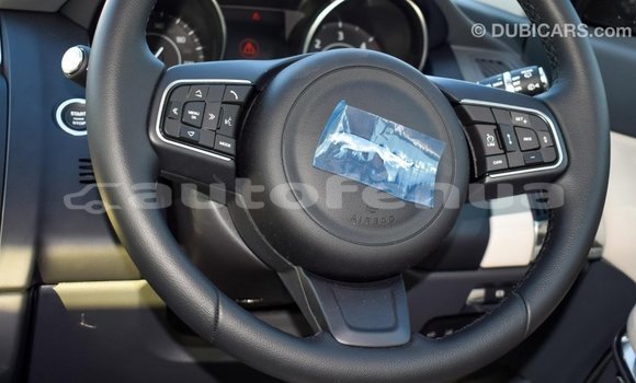 Acheter Import Voiture Jaguar E-Pace Blanc à Import - Dubai, Marquesas Acheter Import Voiture Jaguar E-Pace Blanc à Import - Dubai, Marquesas