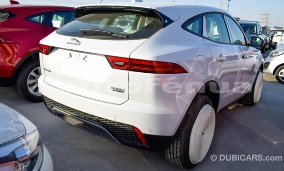Acheter Import Voiture Jaguar E-Pace Blanc à Import - Dubai, Marquesas Acheter Import Voiture Jaguar E-Pace Blanc à Import - Dubai, Marquesas