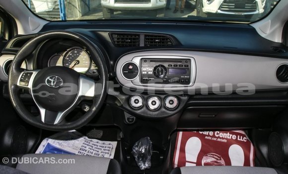 Acheter Import Voiture Toyota Yaris Autre à Import - Dubai, Marquesas Acheter Import Voiture Toyota Yaris Autre à Import - Dubai, Marquesas