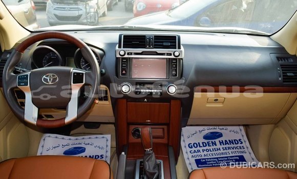 Acheter Import Voiture Toyota Prado Blanc à Import - Dubai, Marquesas Acheter Import Voiture Toyota Prado Blanc à Import - Dubai, Marquesas